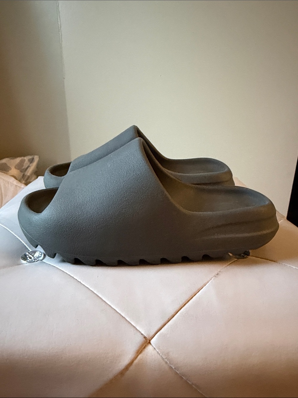 Yeezy Slide in Gray barley worn
